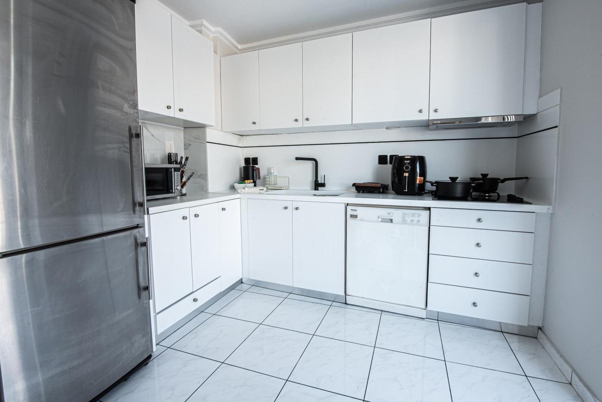 Appartamento Mets Souites Atene Esterno foto